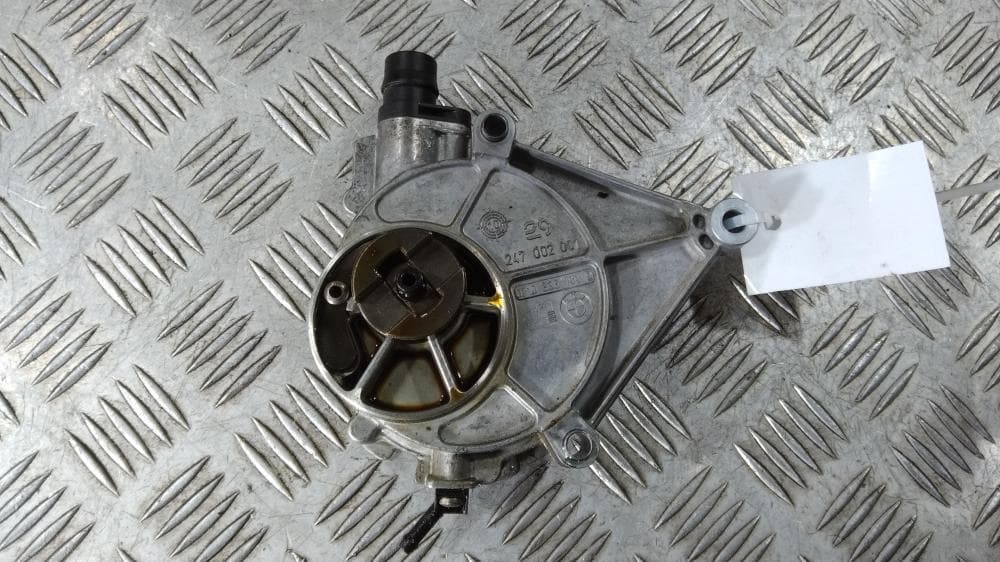 Насос вакуумный к BMW 5 F10/F11/F07 (09-13)