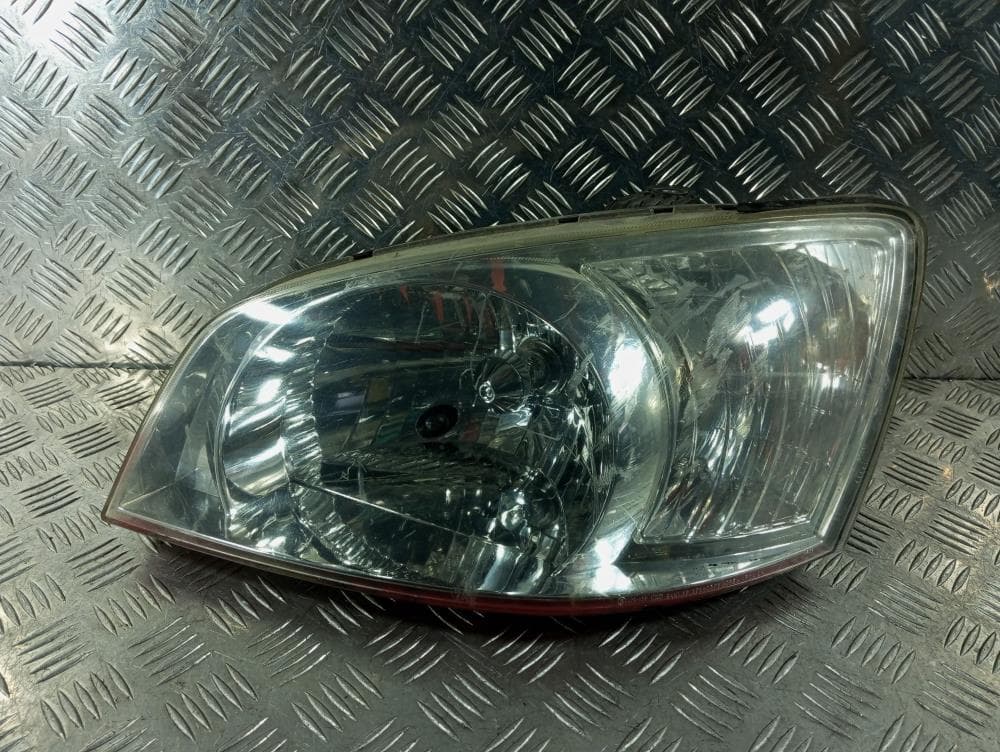 Фара левая к Hyundai Getz 1 (02-05)
