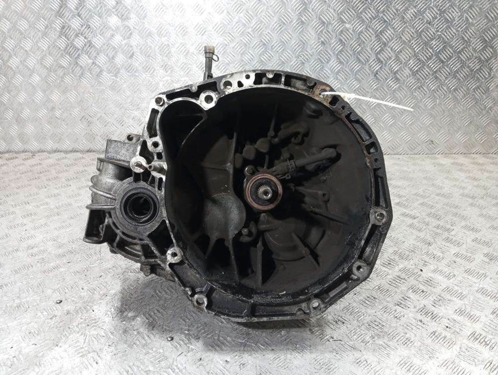 КПП механическая (МКПП) к Renault Scenic 2 (03-06)