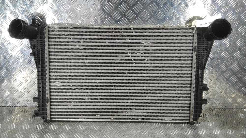 Интеркулер к Volkswagen Passat B6 (05-10)