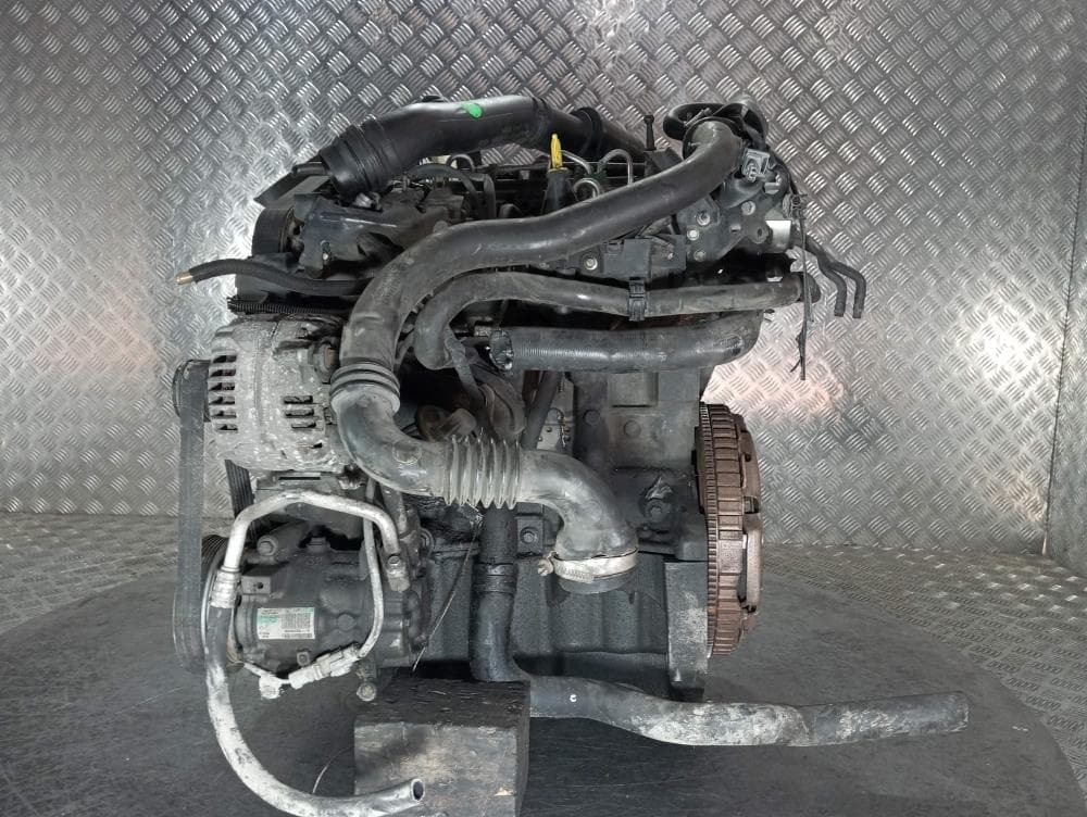 Двигатель к Nissan  Note E11 (05-09)