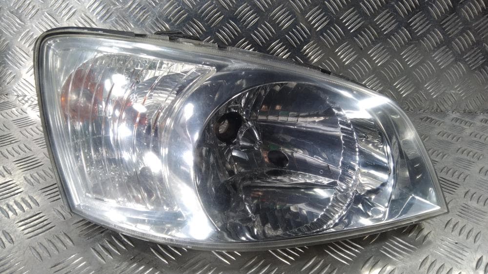 Фара правая к Hyundai Getz 1 (02-05)
