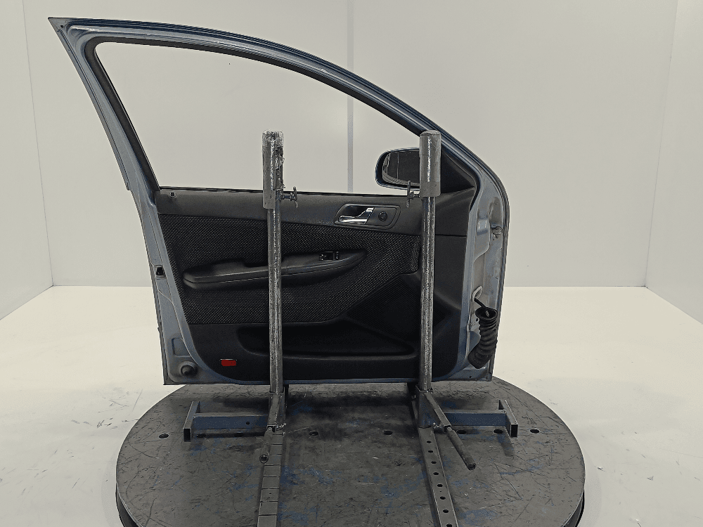 Дверь передняя левая к Skoda Fabia 1 (99-04)