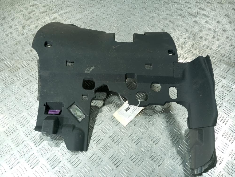 Накладка декоративная на торпедо к Audi A4 B8/8K (07-11)