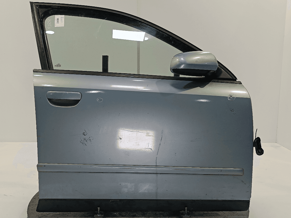 Дверь передняя правая к Audi A4 B6 (01-05)