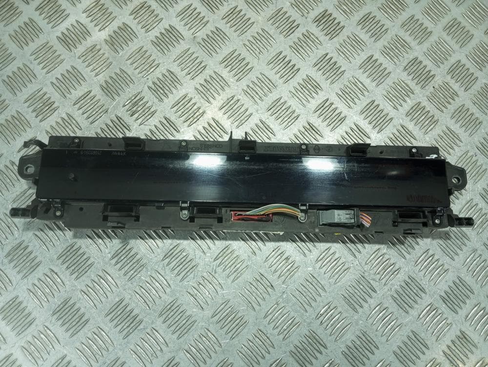 Щиток приборов (приборная панель) к Renault Scenic 2 (03-06)