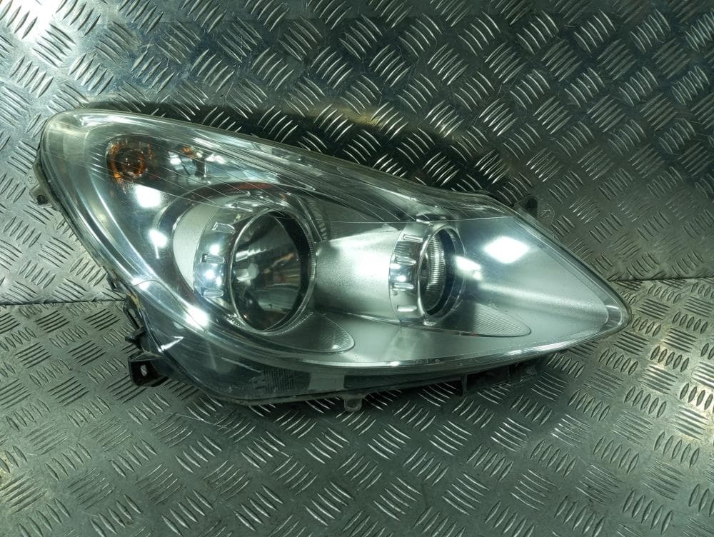 Фара правая к Opel Corsa D (06-11)