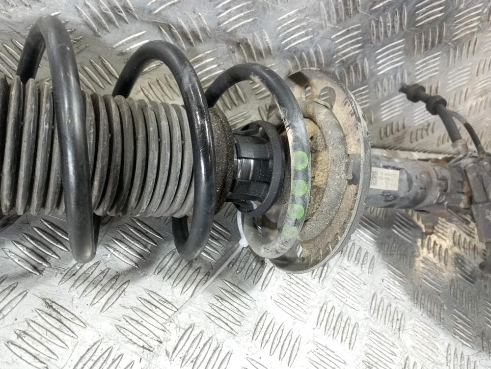 Стойка передняя левая к Volkswagen Polo 5 (09-15)
