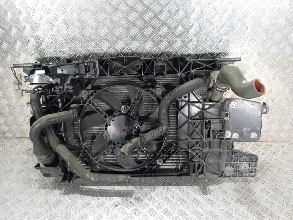 Кассета радиаторов к Renault Megane 3 (08-14)
