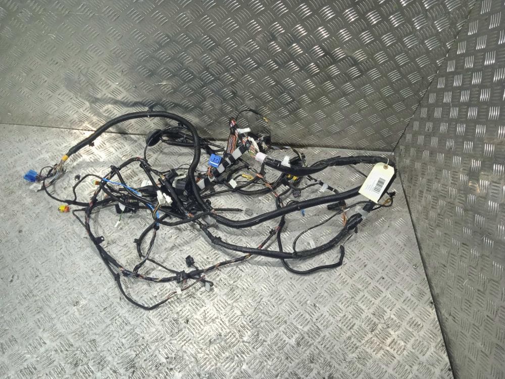 Проводка к Tesla Model 3 (17-21)