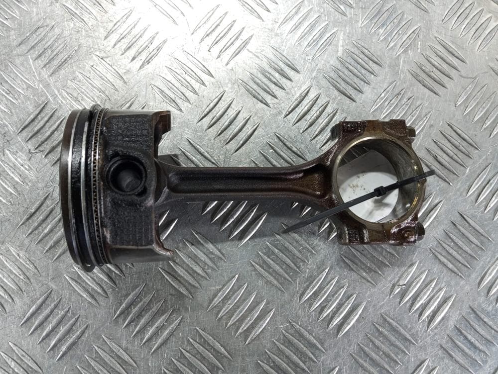 Поршень к Opel Vectra C Рестайлинг (05-09)
