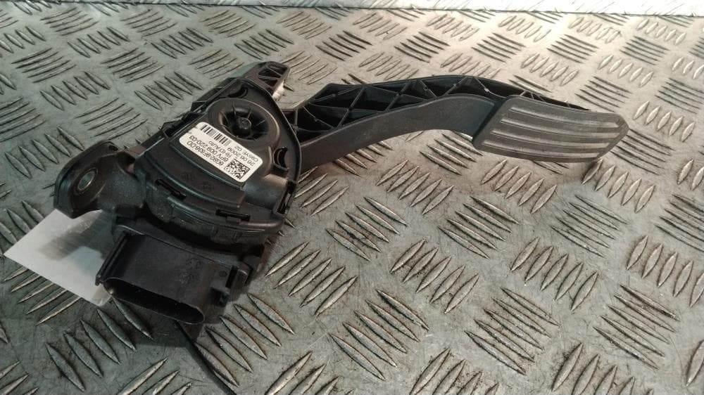 Педаль газа к Volvo XC60 1 (08-13)