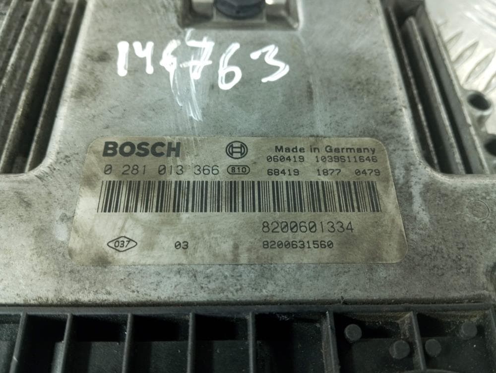 Блок управления двигателем к Renault Laguna 2 (01-05)