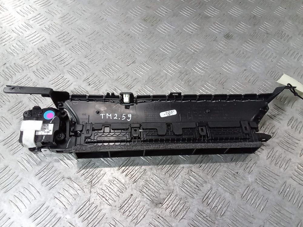 Воздуховод к Tesla Model 3 (17-21)