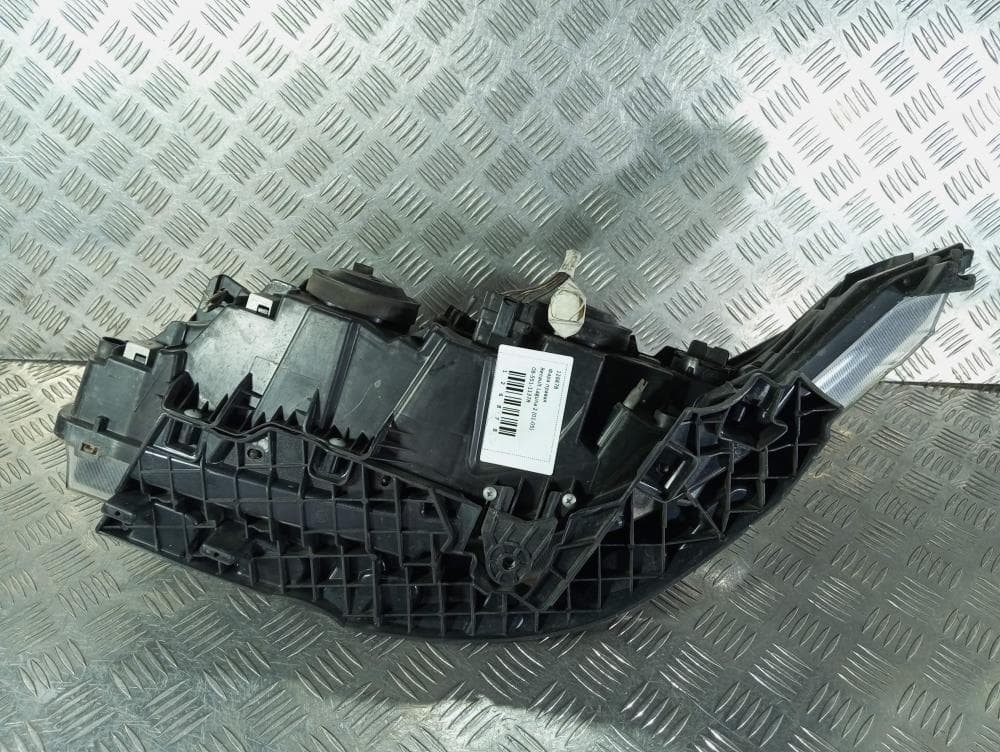 Фара правая к Renault Laguna 2 (01-05)