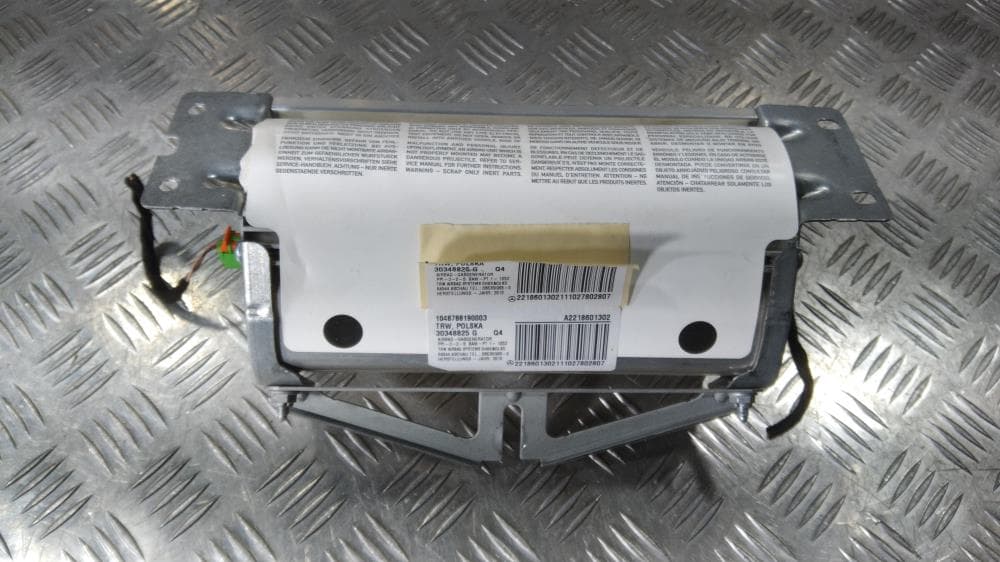 Подушка безопасности пассажира к Mercedes S W221 Рестайлинг (09-13)