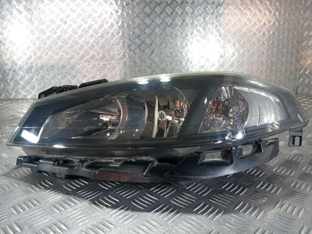 Фара левая к Renault Laguna 2 Рестайлинг (05-08)