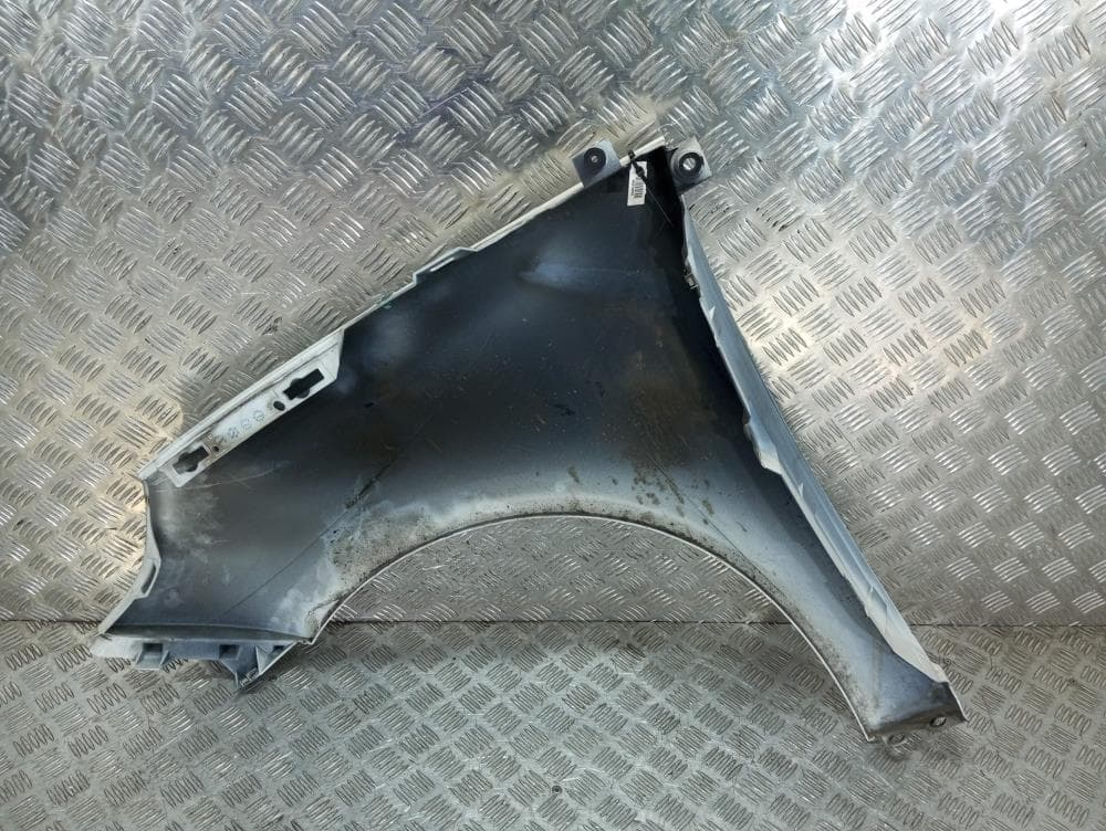 Крыло переднее правое к Renault Scenic 3 (09-12)