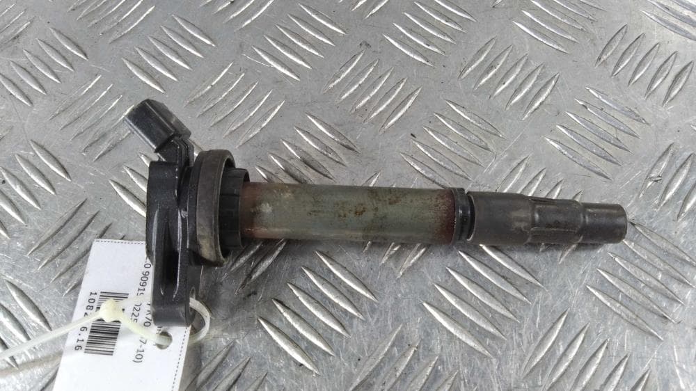 Катушка зажигания к Toyota Voxy R70 (07-10)