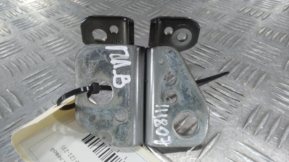 Петля двери передней левой к Jeep Grand Cherokee WL (21-24)