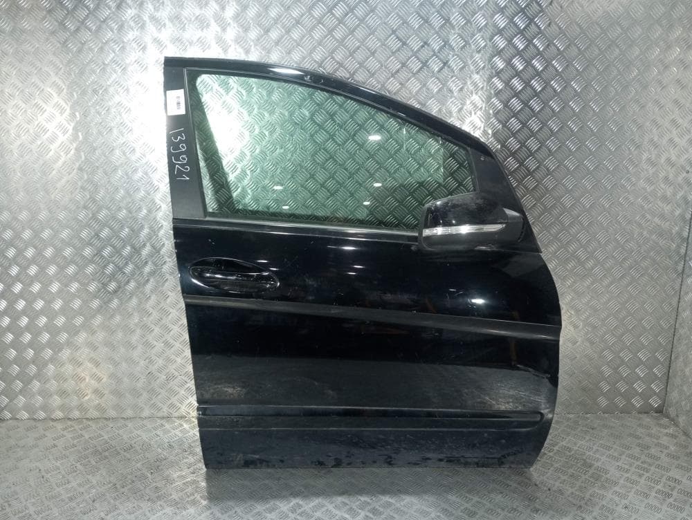 Дверь передняя правая к Mercedes B W245 Рестайлинг (08-11)