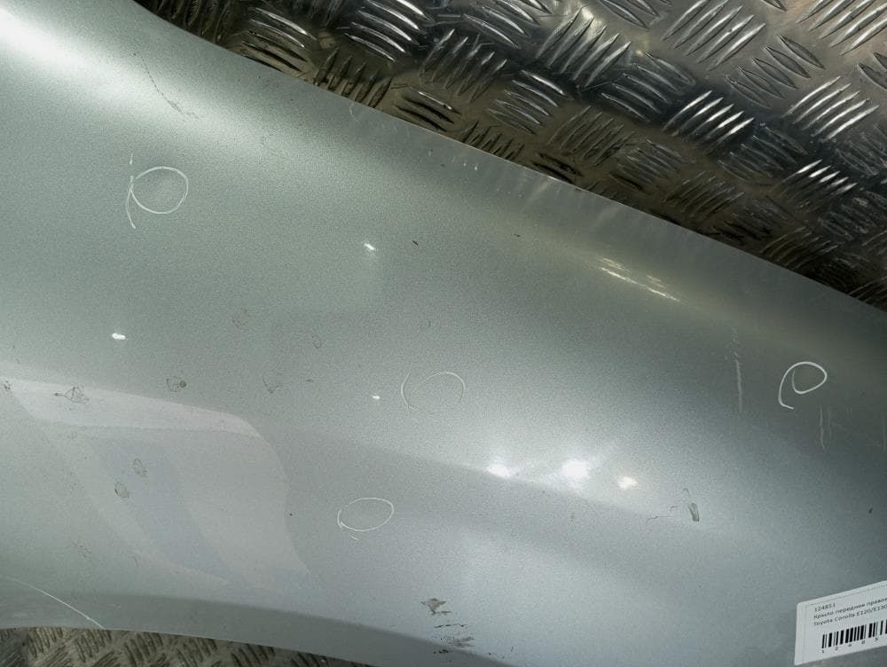 Крыло переднее правое к Toyota Corolla E120/E130 (02-04)