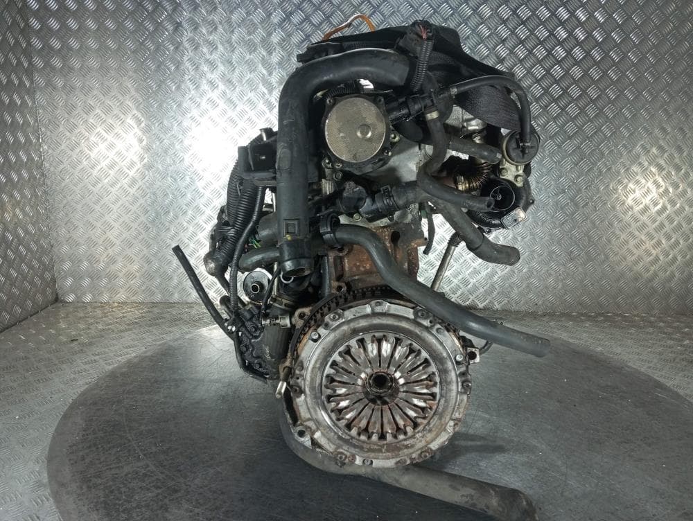 Двигатель к Nissan  Note E11 (05-09)