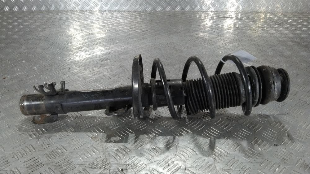 Стойка передняя левая к Audi A1 8X (10-14)