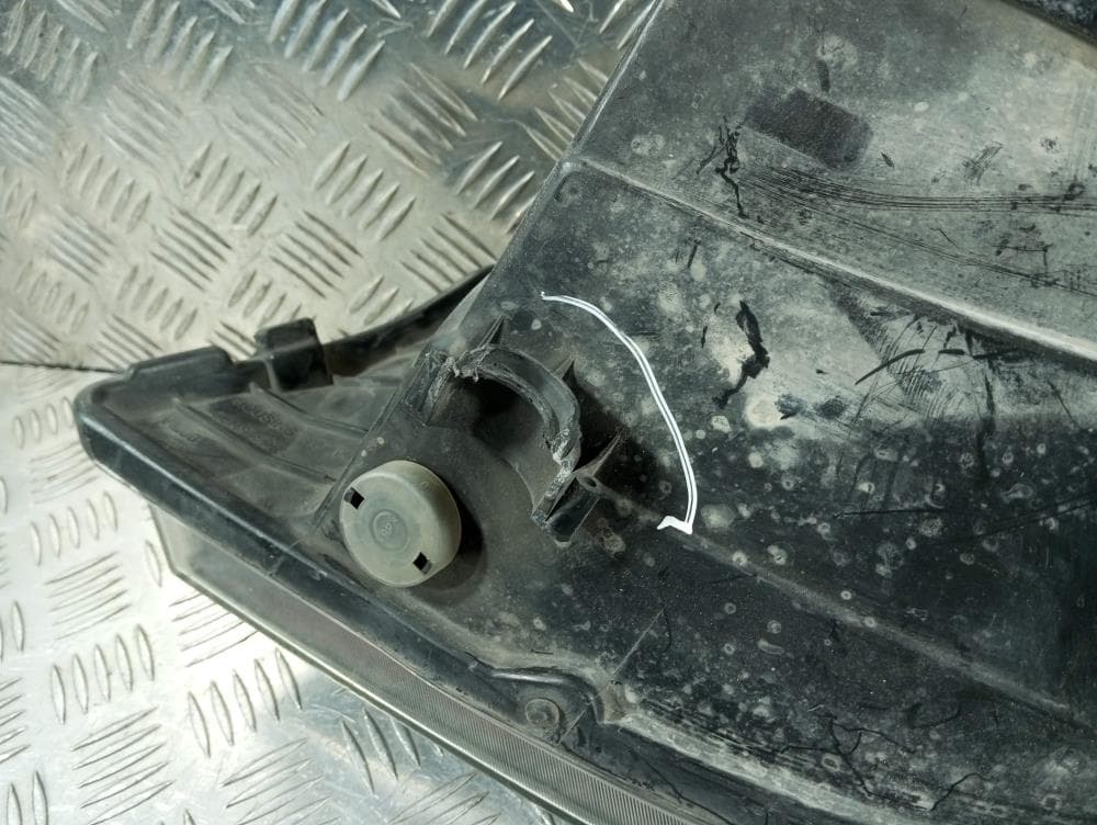 Фара правая к Seat Ibiza 3 (01-06)