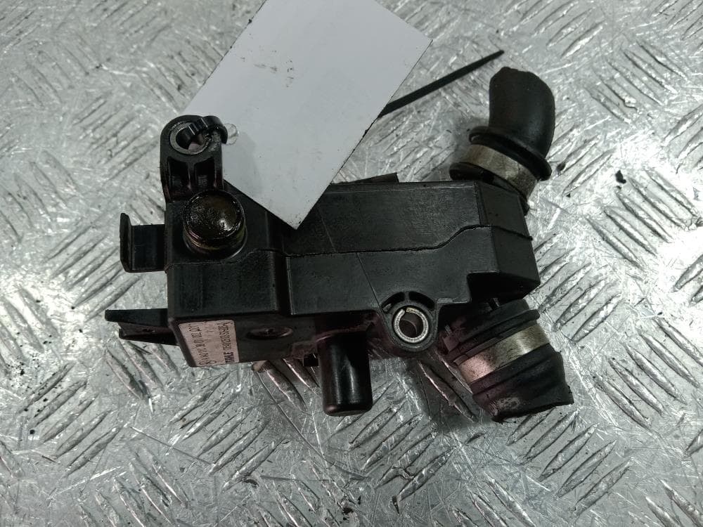 Клапан перепускной к Mercedes E Class W212/S212/C207/A207 Рестайлинг (13-16)