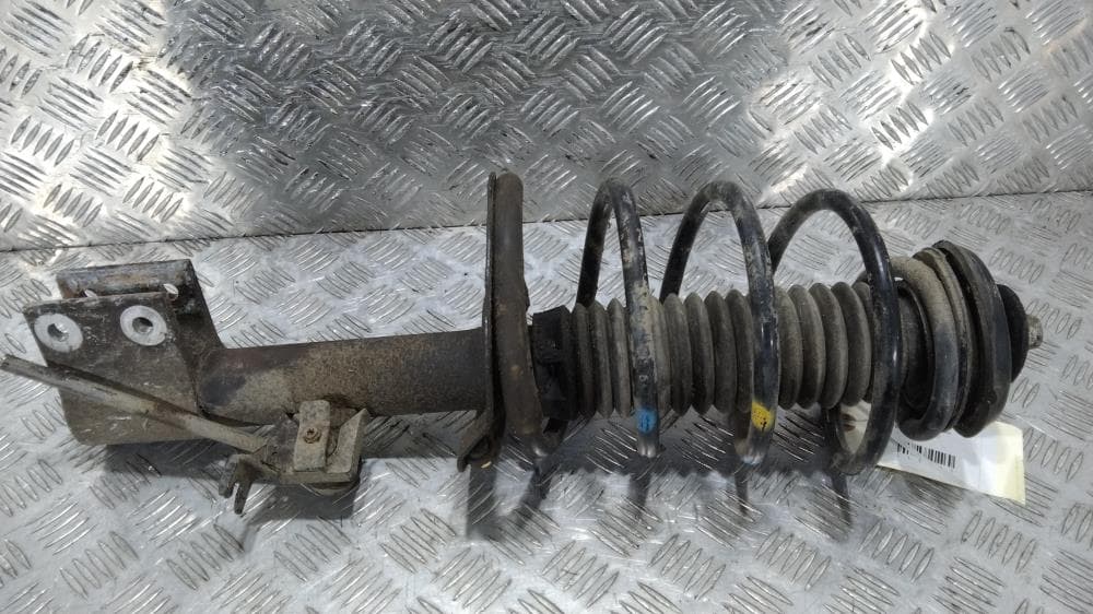 Стойка передняя левая к Peugeot 307 Рестайлинг (05-08)