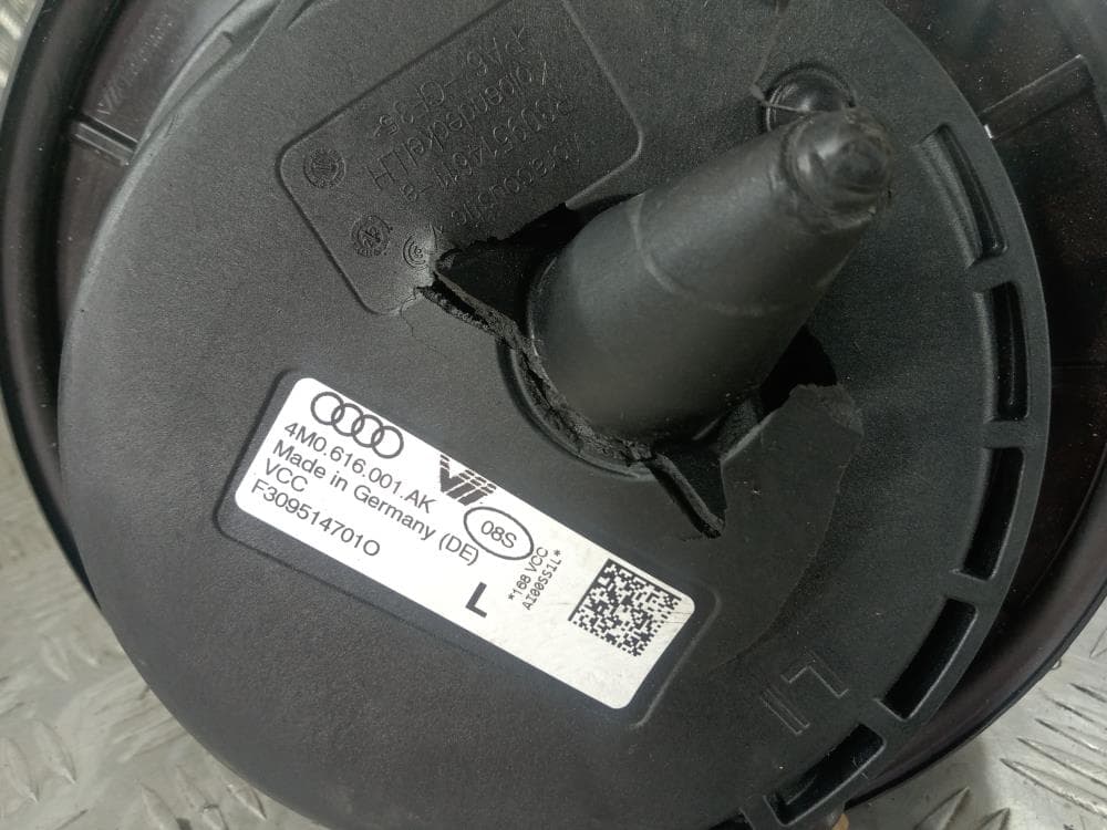 Пневмоподушка к Audi Q8 (18-23)