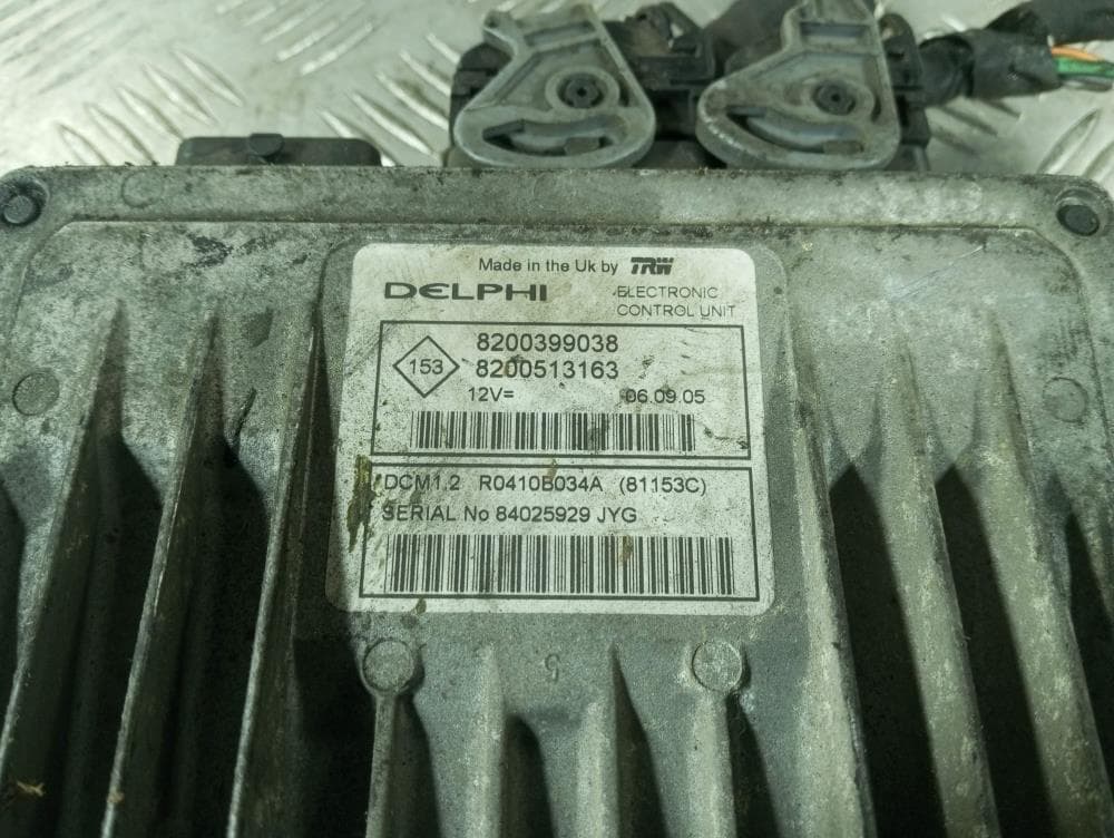 Блок управления двигателем к Renault Clio 3 (05-09)