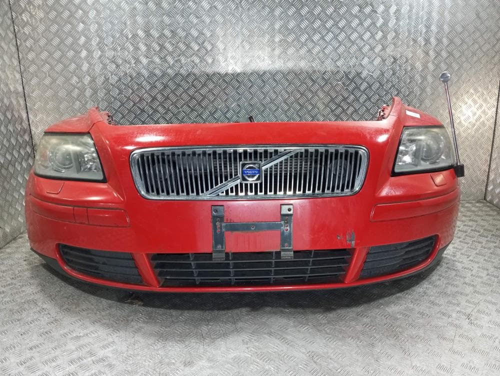 Передняя часть (ноускат) в сборе к Volvo V50 (03-10)