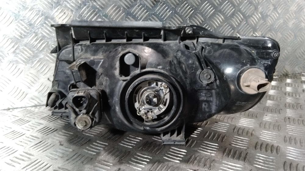 Фара правая к Hyundai Matrix 1 (01-05)