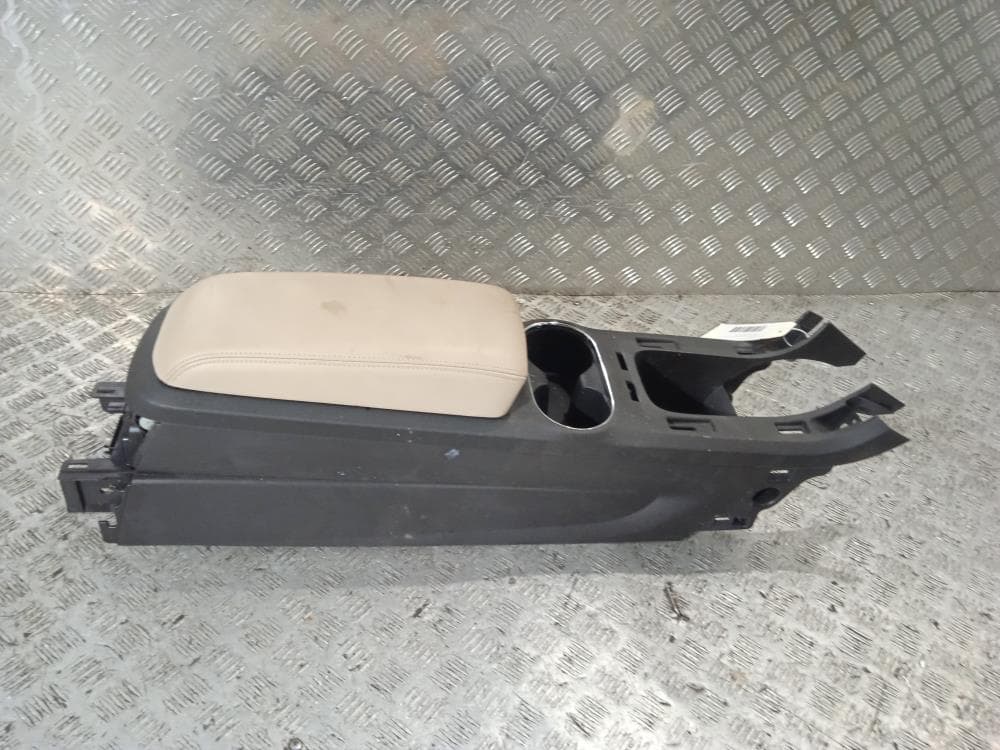 Консоль салона (кулисная часть) к Chevrolet Volt 1 (10-15)