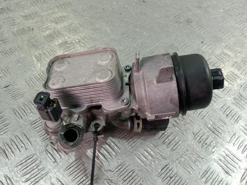 Корпус масляного фильтра к Citroen C4 Picasso 1 (06-13)