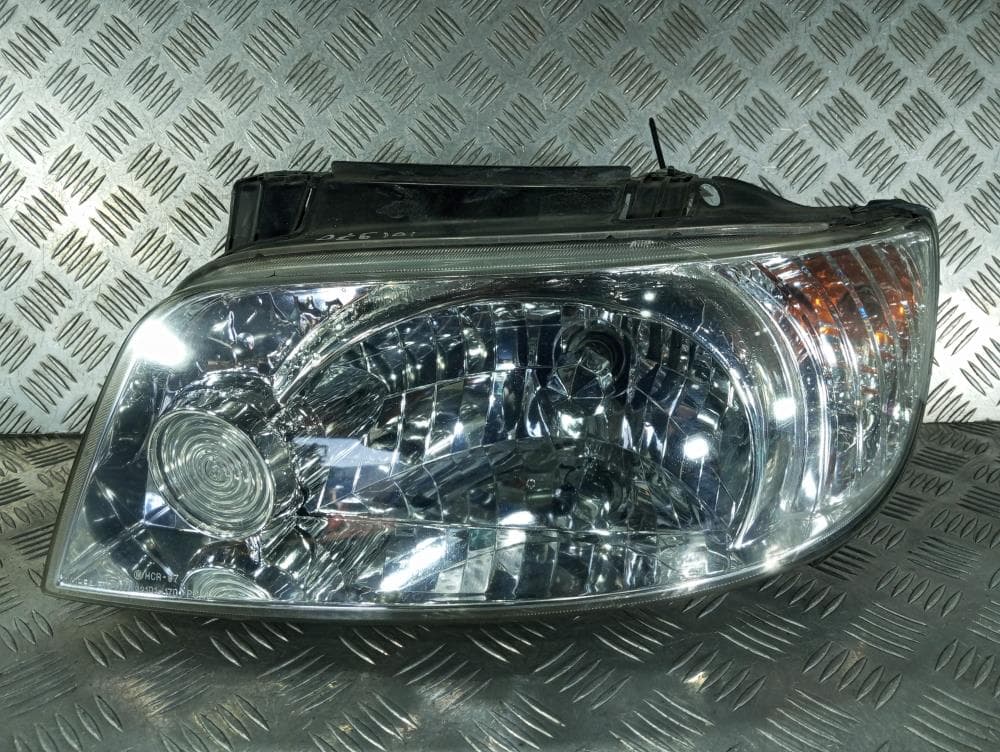 Фара левая к Hyundai Matrix 1 Рестайлинг (05-08)
