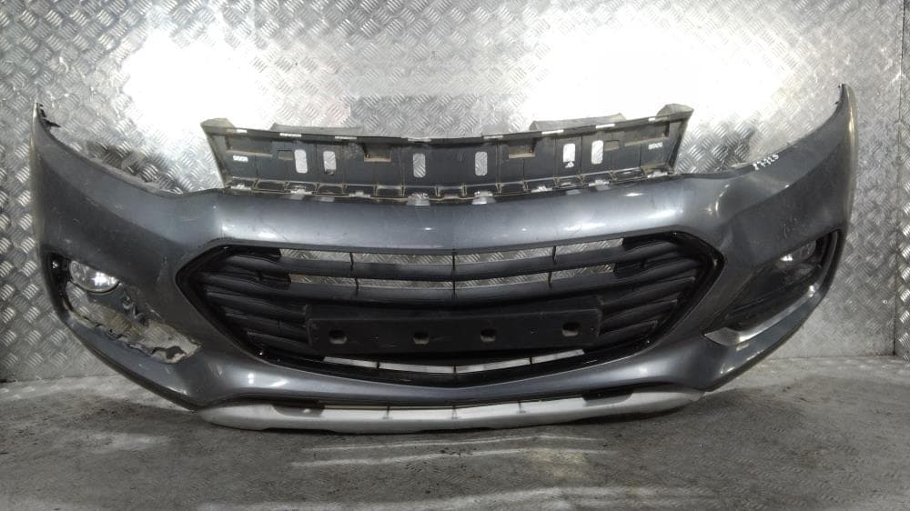 Бампер передний к Chevrolet Trax 1 (13-16)