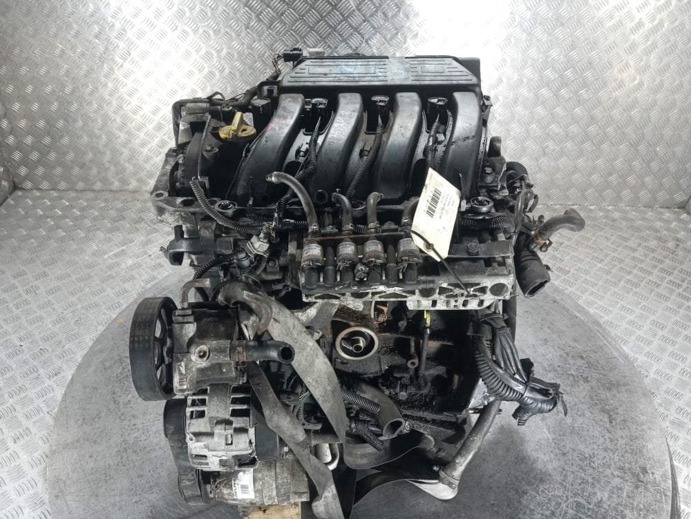 Двигатель к Renault Laguna 2 (01-05)