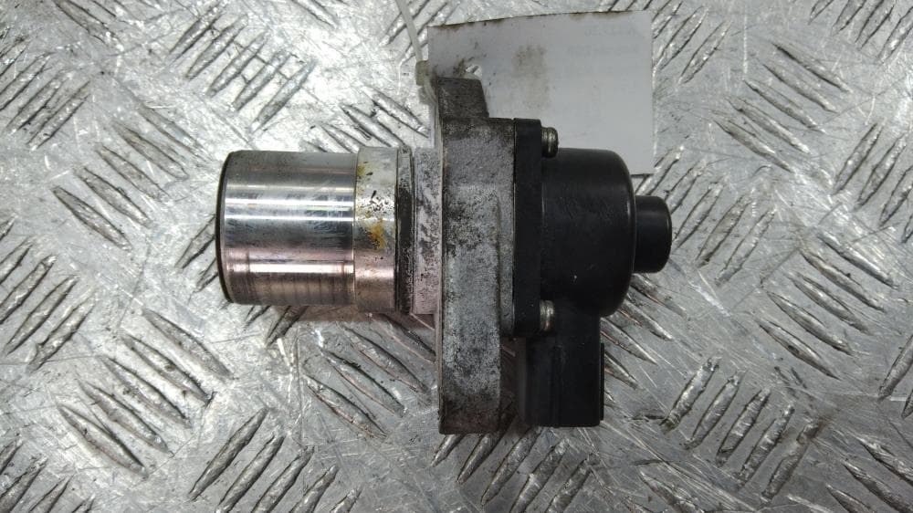 Клапан EGR к Nissan  Note E11 (05-09)