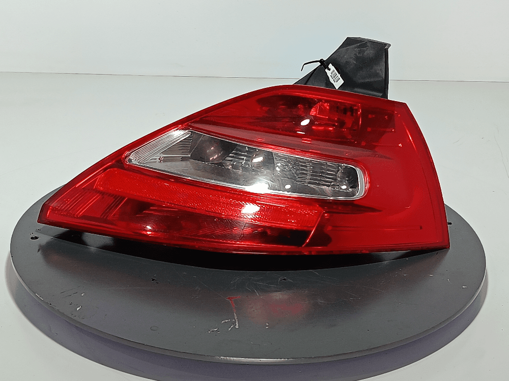 Фонарь задний правый к Renault Megane 2 Рестайлинг (06-09)