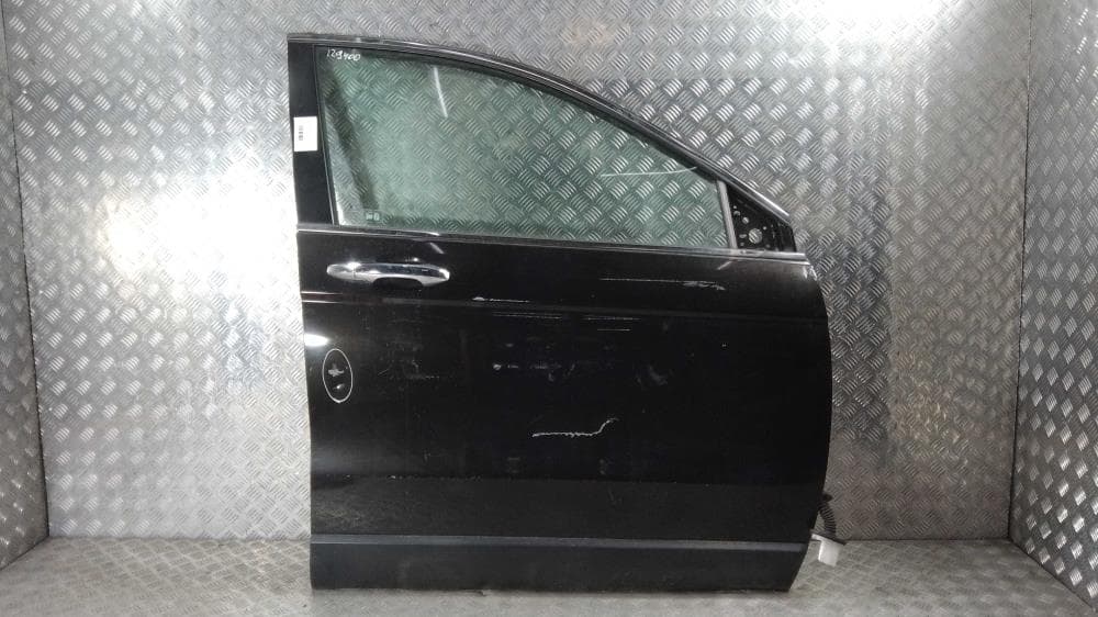 Дверь передняя правая к Honda CR-V 3 Рестайлинг (09-12)