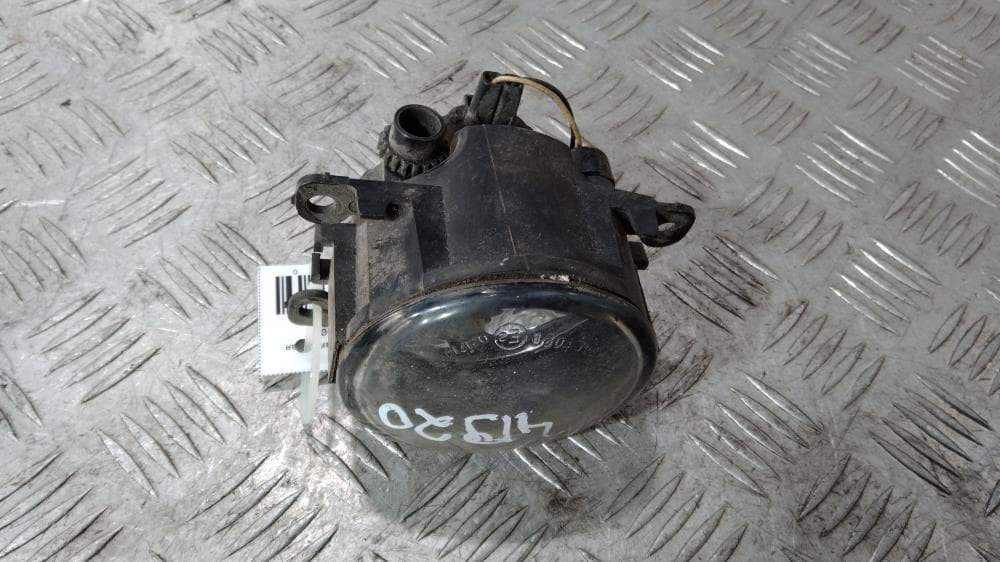 Фара противотуманная левая к Renault Megane 2 (02-06)