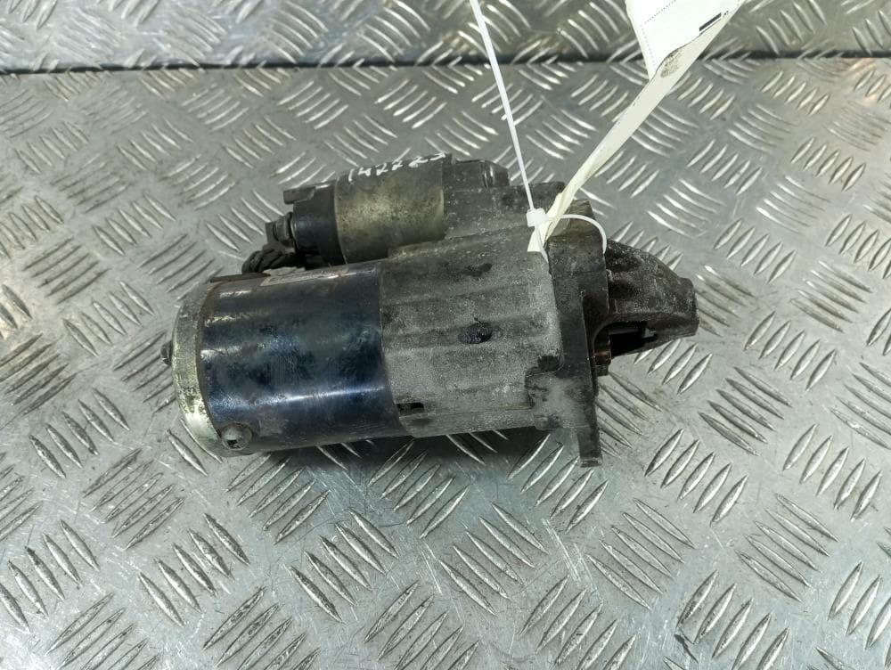 Стартер к Renault Scenic 2 (03-06)