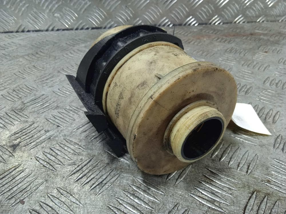 Бачок гидроусилителя к Renault Scenic 2 (03-06)
