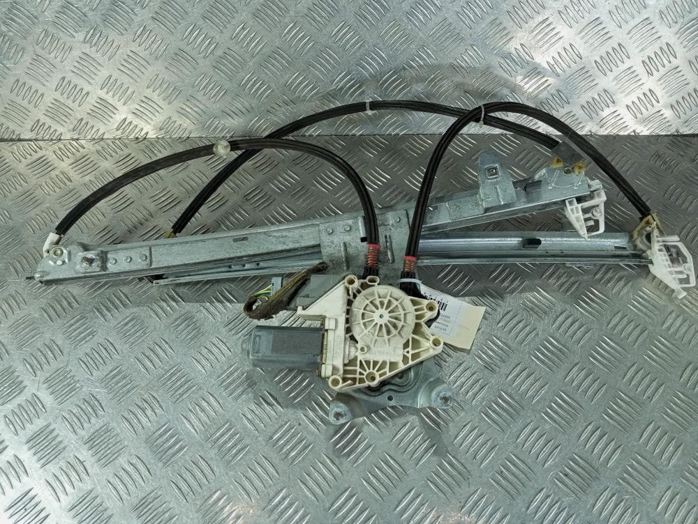 Стеклоподъемник передний левый к Citroen Xsara Picasso Рестайлинг (04-10)
