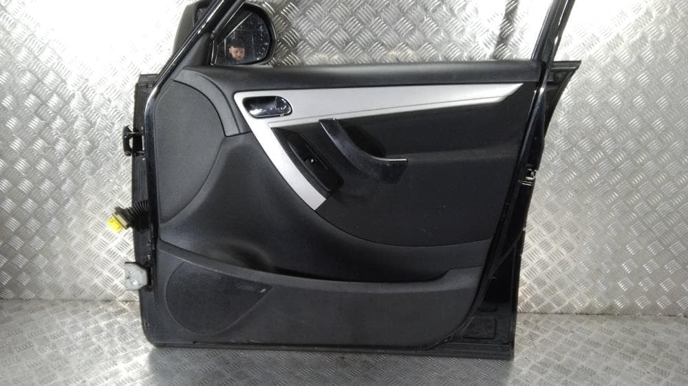 Дверь передняя правая к Citroen C4 Picasso 1 (06-13)