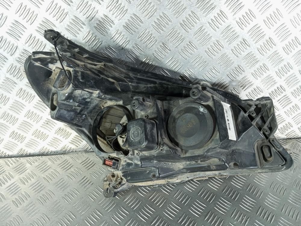 Фара левая к Opel Astra H (04-07)