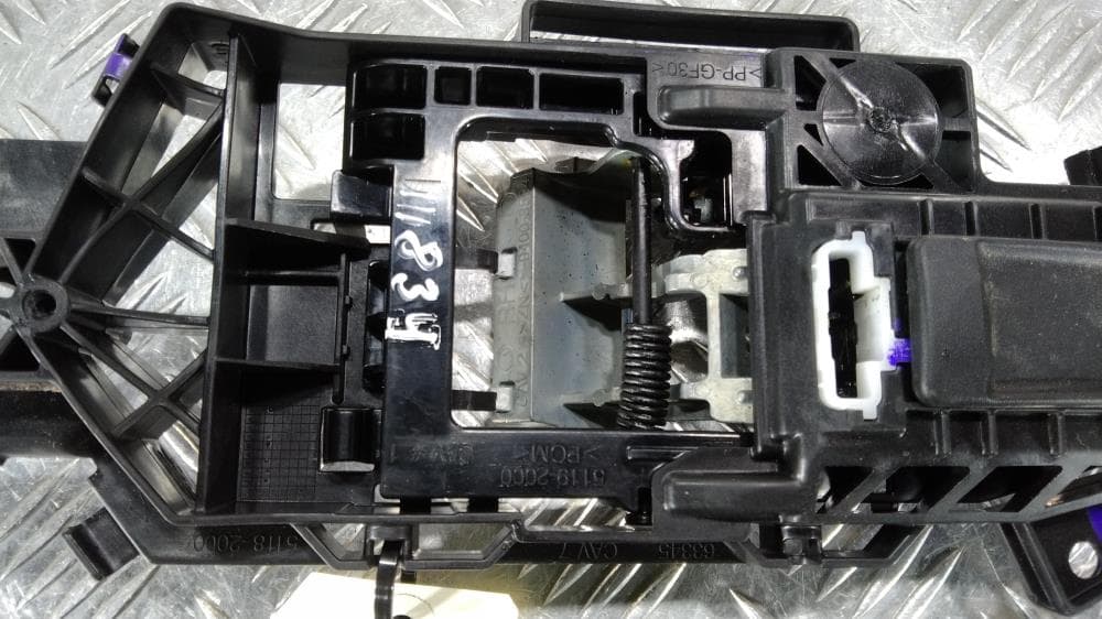 Кронштейн ручки двери к Jeep Grand Cherokee WL (21-24)
